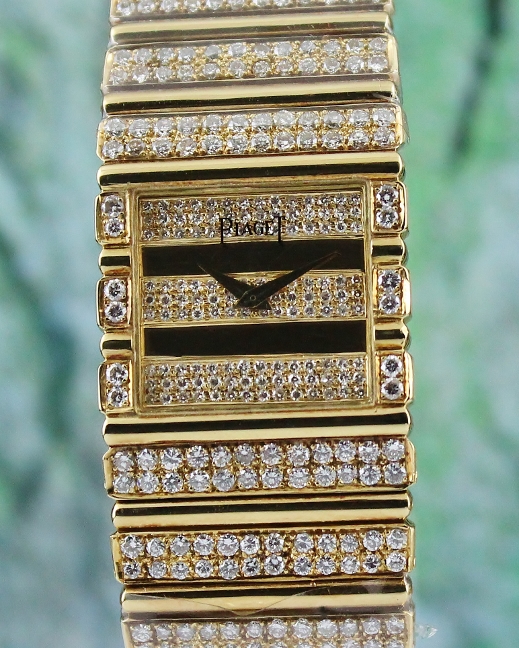 (image for) A PIAGET POLO 18K YELLOW GOLD DIAMOND WATCH